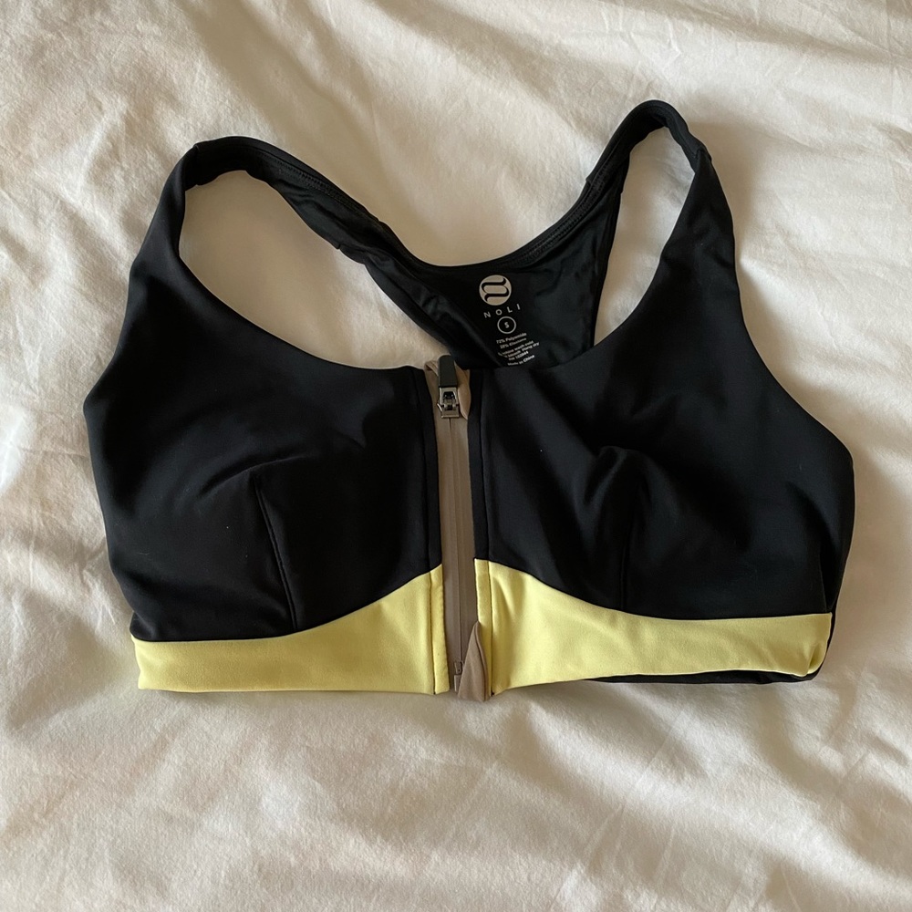 Noli Yoga Pace Zip Front sports Bra - Picture 2 of 4
